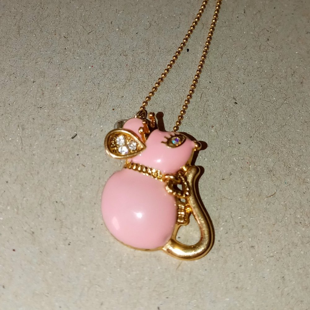 betsey johnson necklace